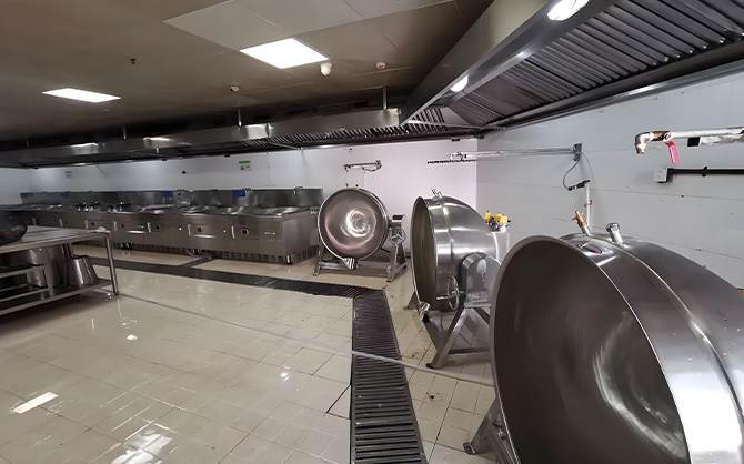 會(huì)所廚具大解密:專業(yè)與時(shí)尚的完美結(jié)合