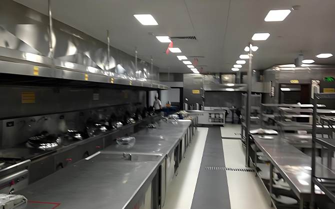 瑞能廚具廠家打造個(gè)性化定制服務(wù)，滿足消費(fèi)者需求